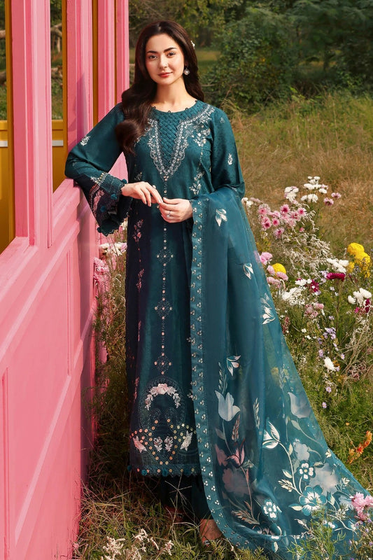 Hania Amir 3 piece embroidered Eid 2026 edit
